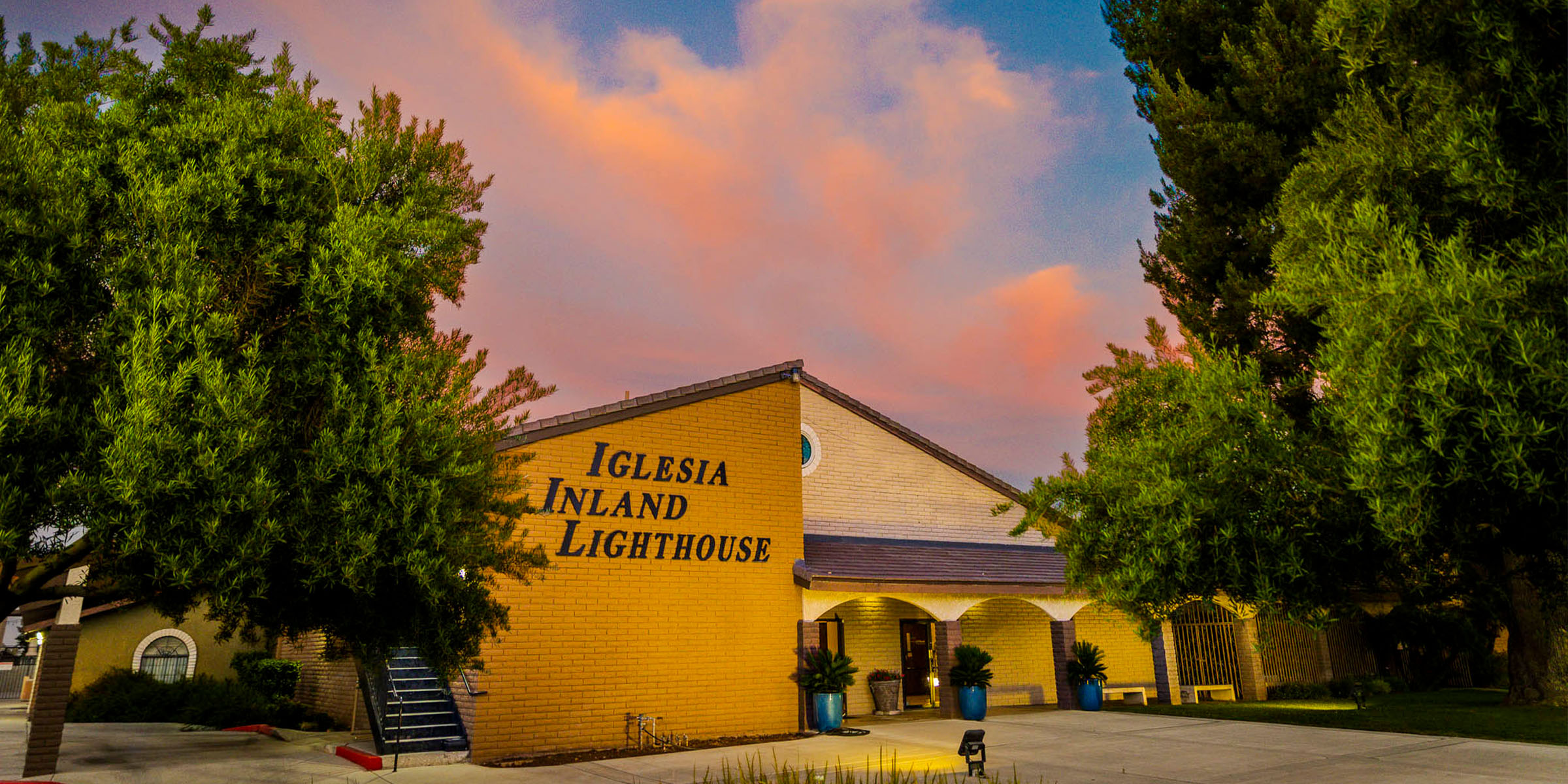 Exterior de Iglesia Inland Lighthouse en Rialto